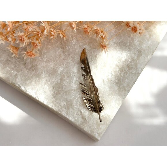 Feather Shaped Sterling Silver Vintage Southwest Classic Brooch Pin | Pendant - Picture 2 of 10